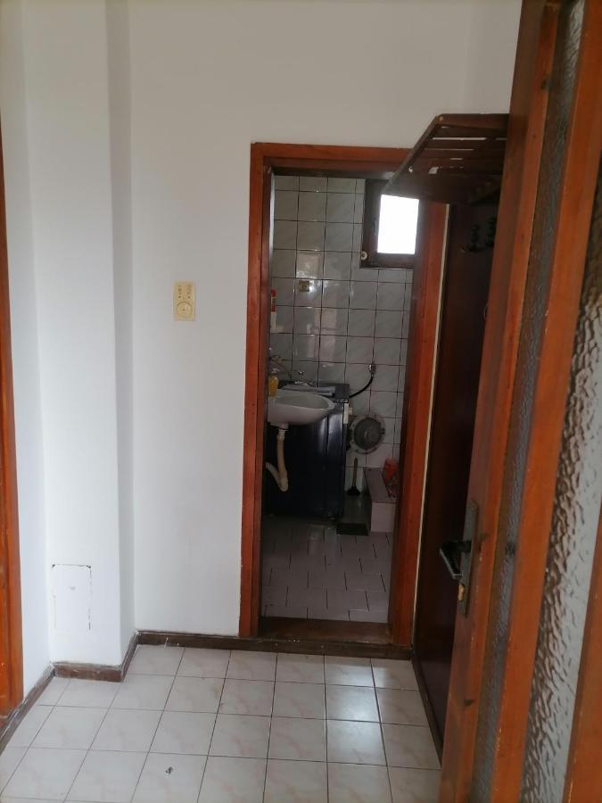 Ferienwohnung Stan Sremska Mitrovica Exterior foto