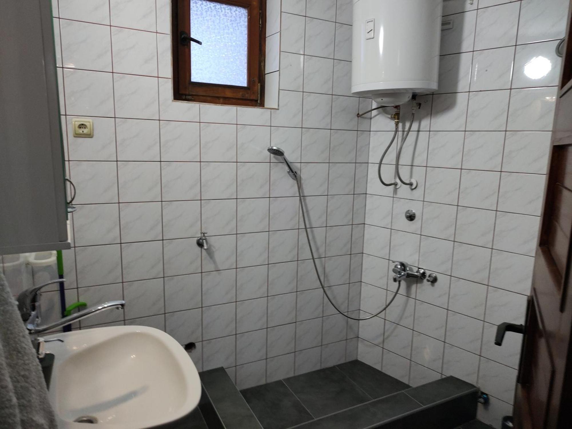Ferienwohnung Stan Sremska Mitrovica Exterior foto